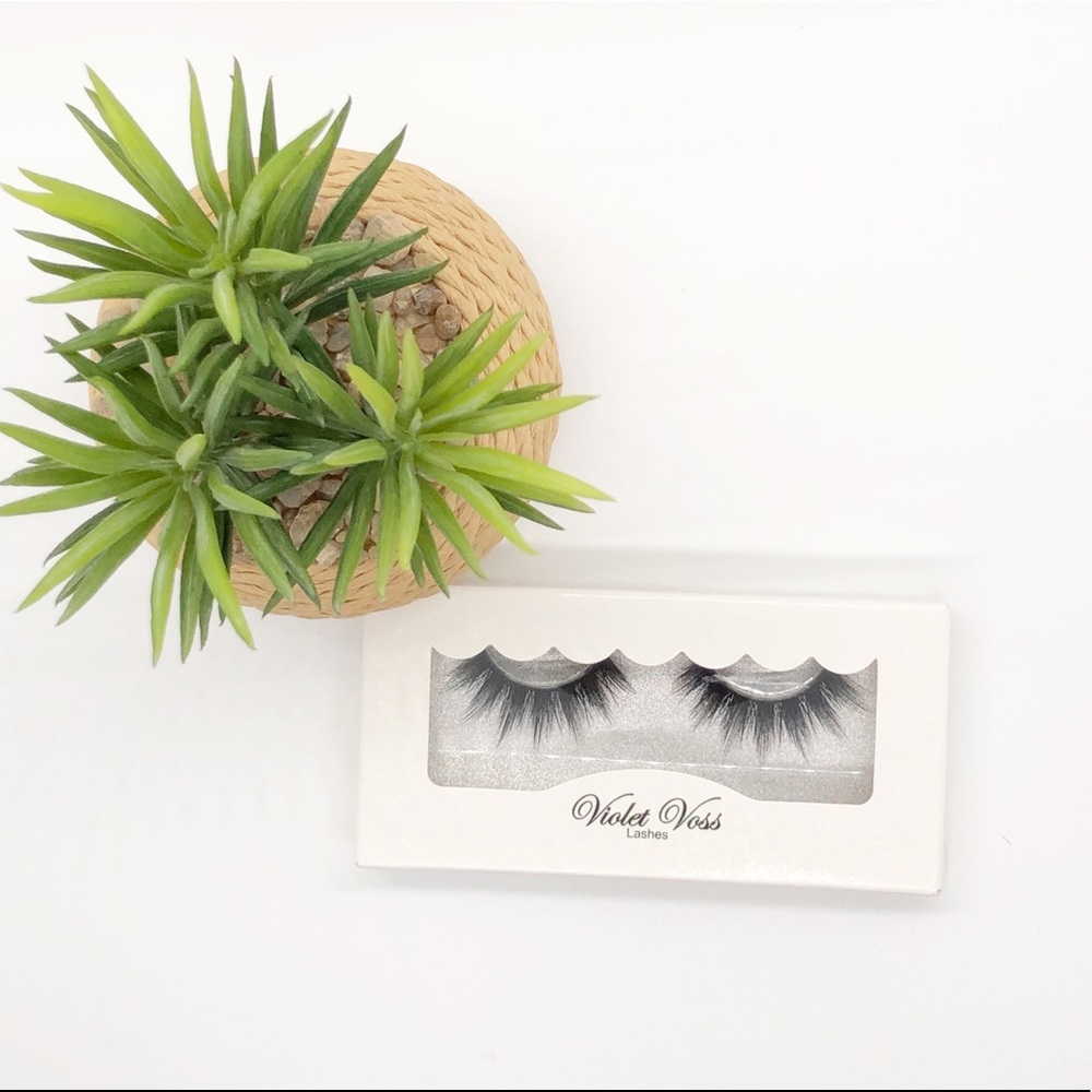Violet Voss Just Slayin Lashes-LIMITED EDITION NIB